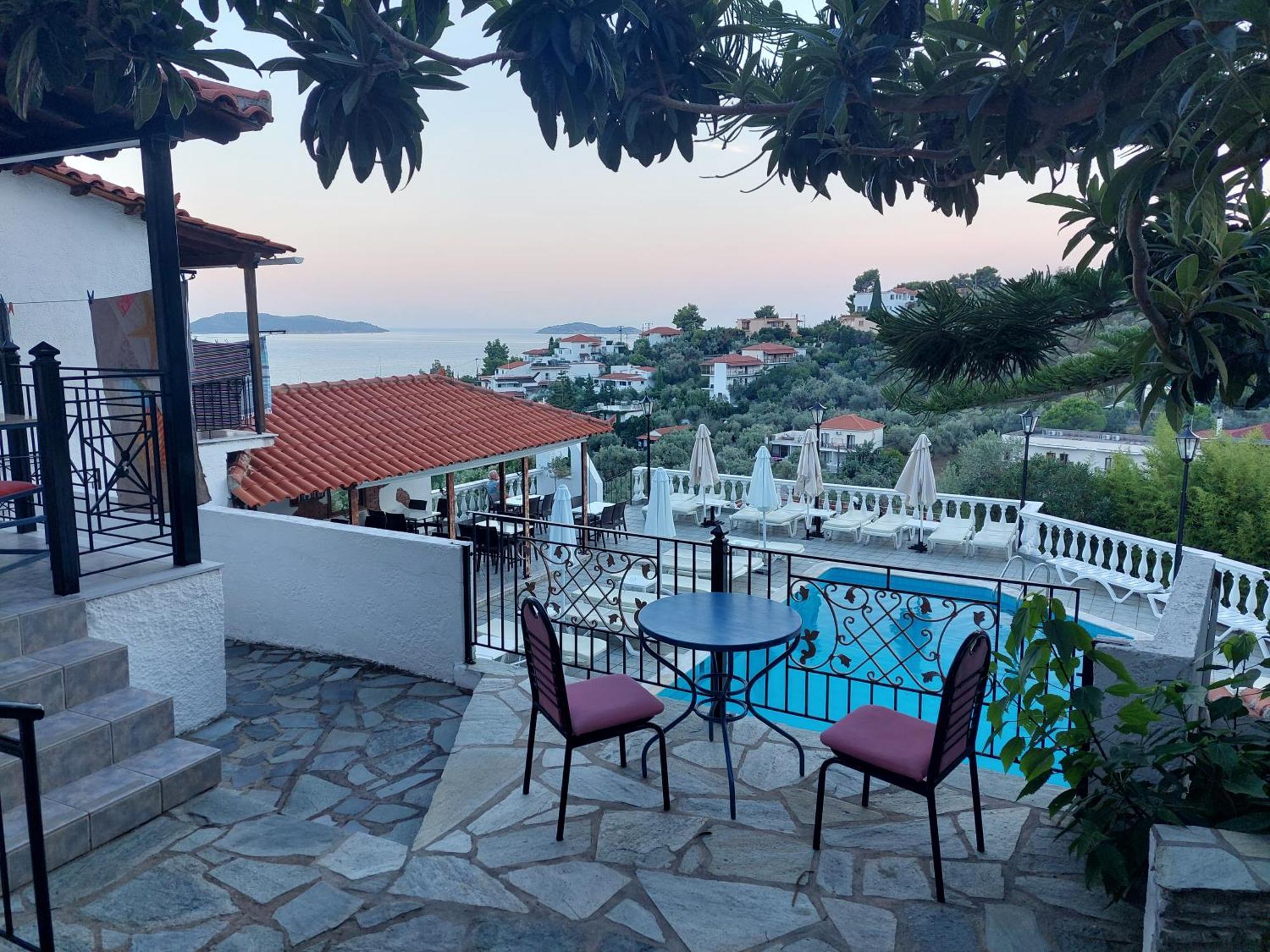 Fengeros Village Megali Ammos  Exteriér fotografie